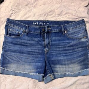 ✨ 2 for $18 ✨ Ava & Viv Classic Blue Jean Shorts